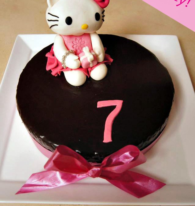 Hello Kitty! Cake topper